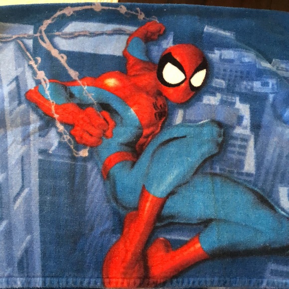 🕷Marvel Vintage Spiderman Kids Towel - Picture 1 of 6